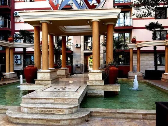 Menada Apartments in Tarsis Nova Complex - Yerinde Yemek