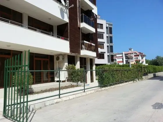 Menada Eden Apartments - Dış Mekan