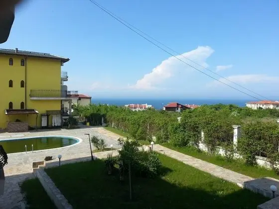 Menada Green Hills Apartments - Dış Mekan