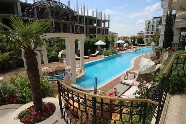 Menada Harmony Suites X Apartment - Havuz