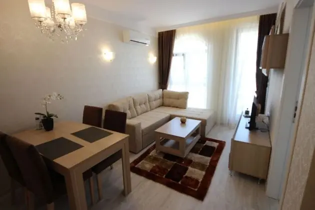 Menada Harmony Suites X Apartment - Oda