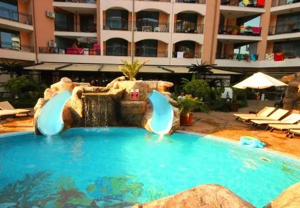 Menada Karolina Apartments - Havuz