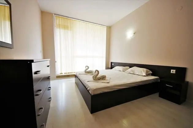 Menada Sunset Beach 4 Apartments - Oda