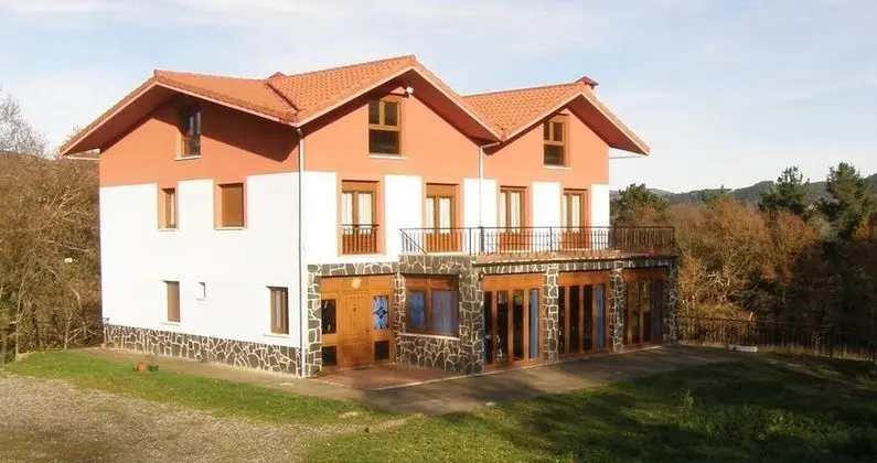 Mendi Alai - Dış Mekan