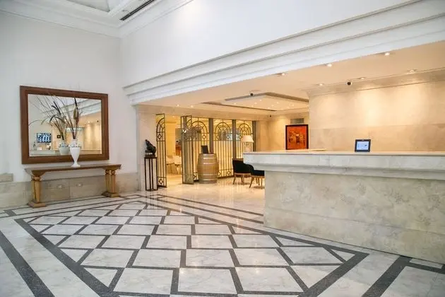 Apartments Mendoza Inn - Lobi