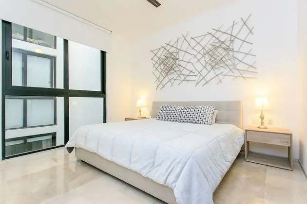 Menesse 32 - 202 - Oda