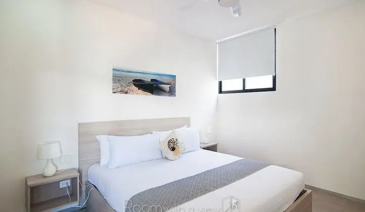 Menesse City Condo 1417 - Oda
