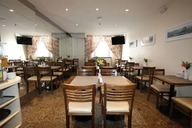 Mengo Palace Hotel - Yerinde Yemek