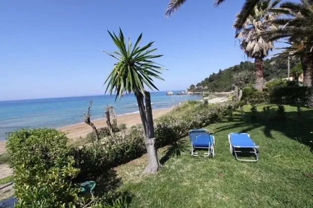 Menigos AB4G no50 Beachfront 2 Bdr Apt - Plaj