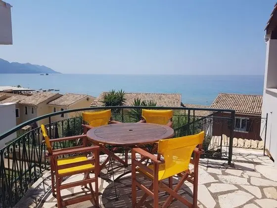 MenigosType AG3G No129 Seaview 2 Bedroom