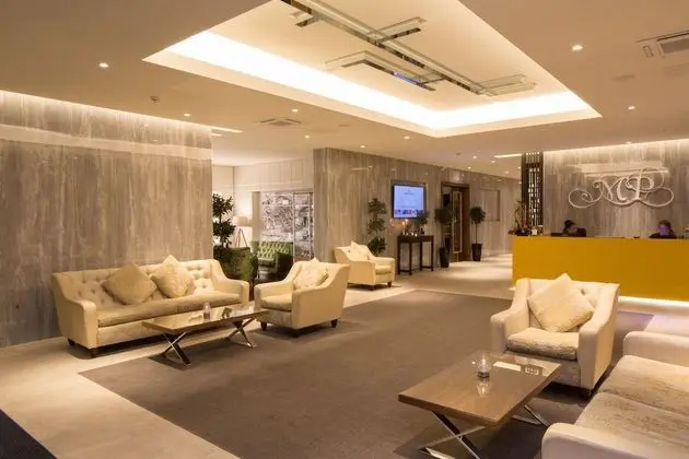 Menlo Park Hotel - Lobi