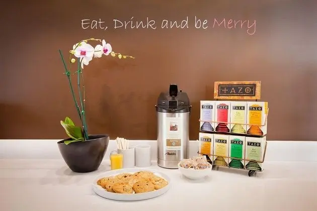 Menlo Park Inn
