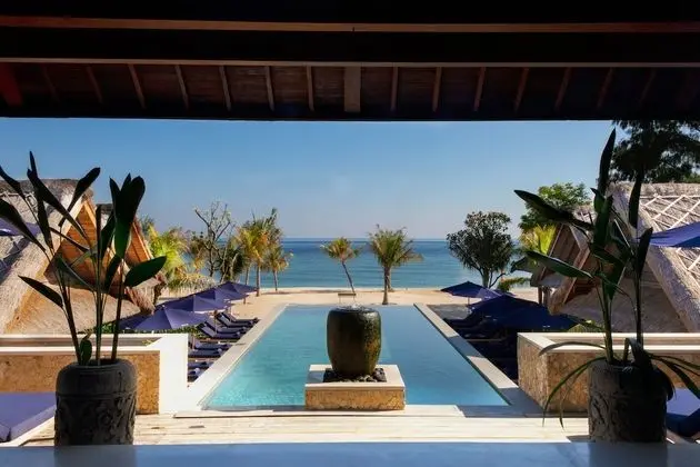 Meno House