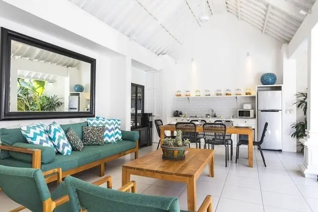 Villa Merah - CHSE Certified - Oda Düzeni