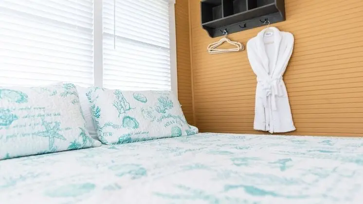Meranova Guest Inn - Oda