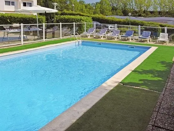 Mercure Annecy Sud - Havuz