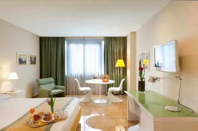 Mercure Bari Villa Romanazzi