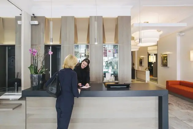 Mercure Bayonne Centre Le Grand Hotel - Lobi