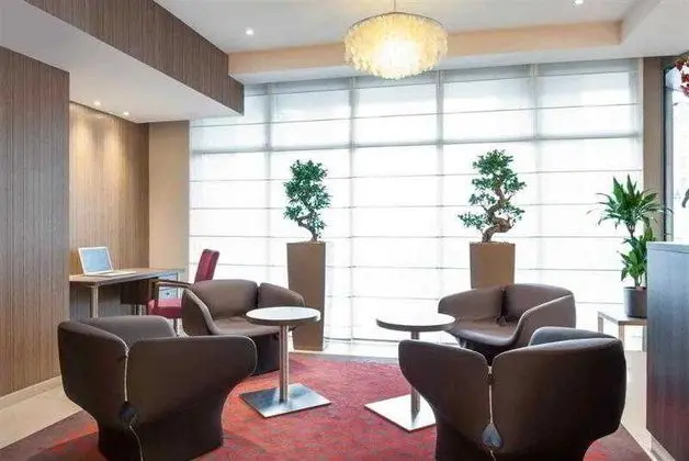 Mercure Brussels Centre Midi - Genel