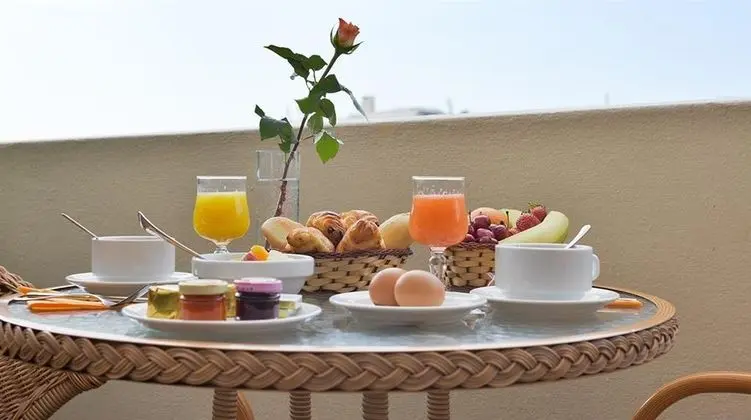 Mercure Cannes Centre Univers - Yeme / İçme