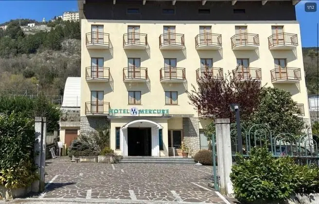 Hotel Mercure - 1