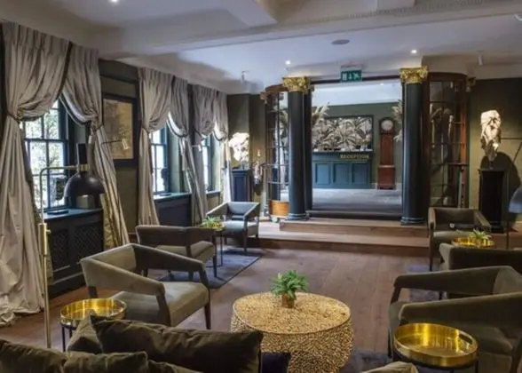 Mercure Farnham Bush - Lobi