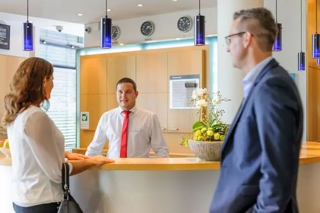Mercure Hotel Frankfurt Eschborn Helfmann-Park - Lobi