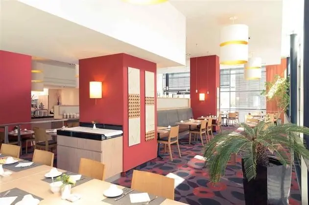Mercure Freiburg Am Muenster - Yeme / İçme