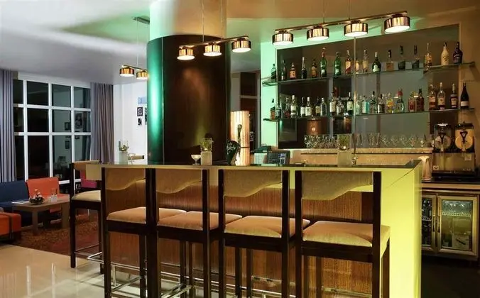 Mercure Hanoi La Gare