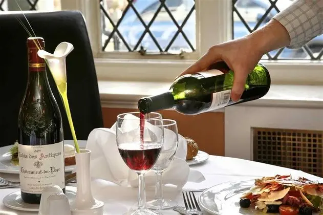 Mercure Letchworth Hall - Yeme / İçme