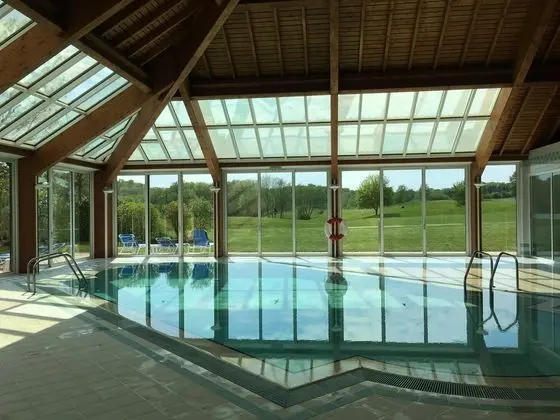 Hotel Mercure Luxembourg Kikuoka Golf & Spa - Havuz