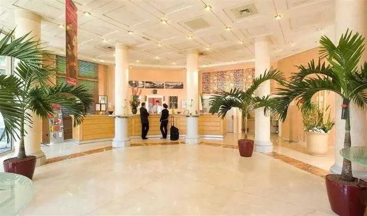 Mercure Montpellier Antigone - Lobi