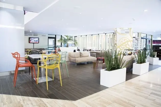 Mercure Paris Centre Tour Eiffel - Lobi