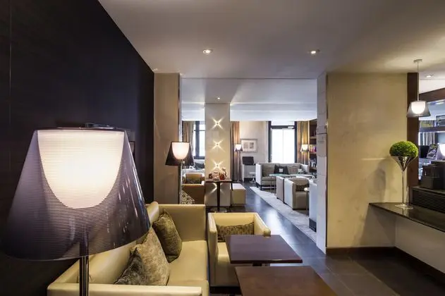 Mercure Paris St Lazare Monceau - Lobi