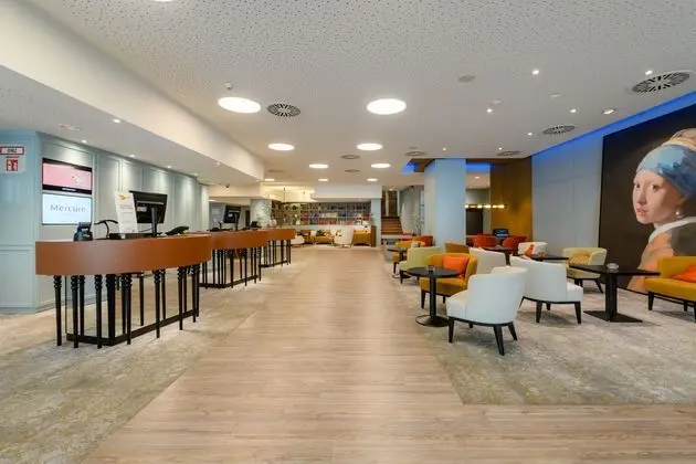 Mercure Saarbruecken City - Lobi