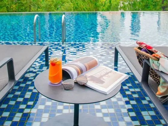 Mercure Singapore on Stevens Orchard - Havuz