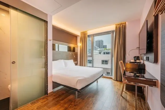 Mercure Singapore Tyrwhitt - Oda