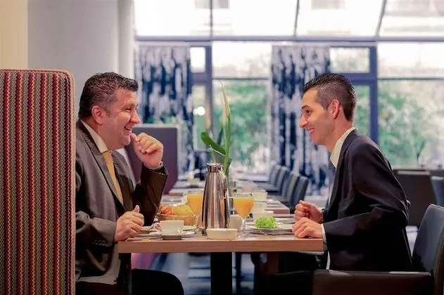 Mercure Stuttgart Apt Messe - Yeme / İçme