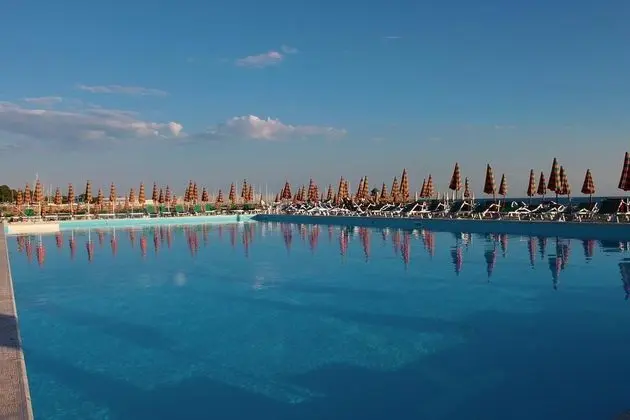 Mercure Sunbay Park Hotel - Havuz
