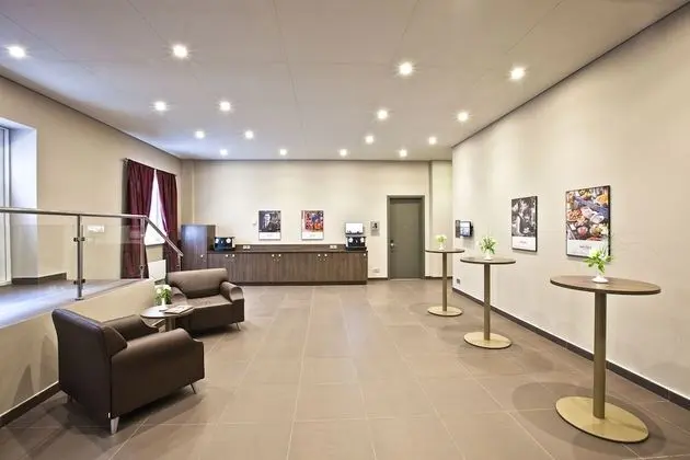 Mercure Tyumen Center - Lobi