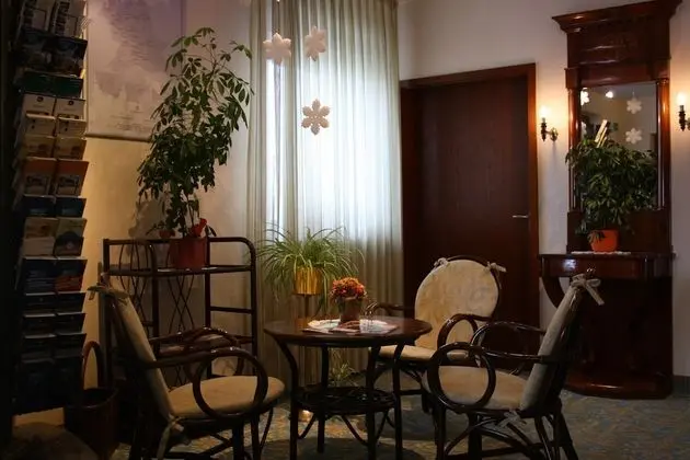 Hotel Merian Rothenburg - Lobi