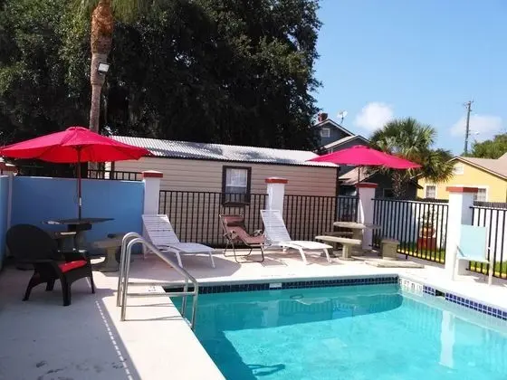Merida Inn and Suites - Havuz