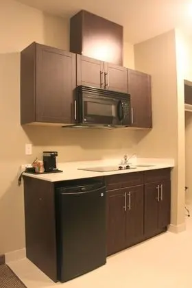 Meridian Inn & Suites Lloydminster - Mutfak