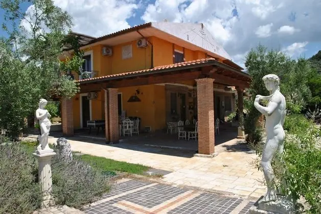 Meridiana Holiday House With Swimming Pool - Dış Mekan