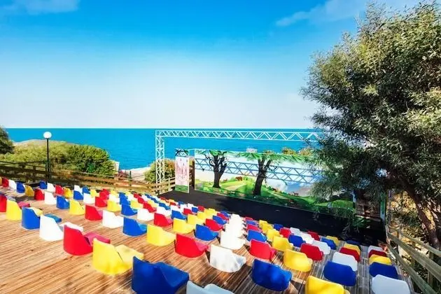 Merit Crystal Cove Hotel - Dış Mekan