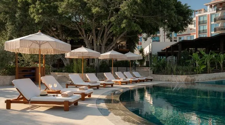 Merit Crystal Cove Hotel & SPA - 6