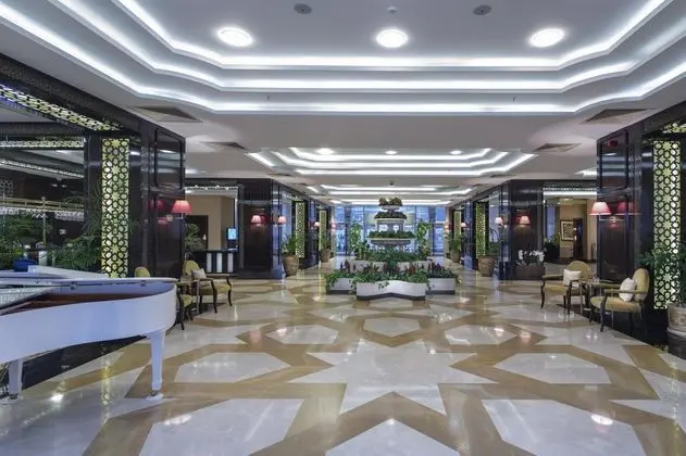 Merit Royal Premium Hotel Casino - Lobi