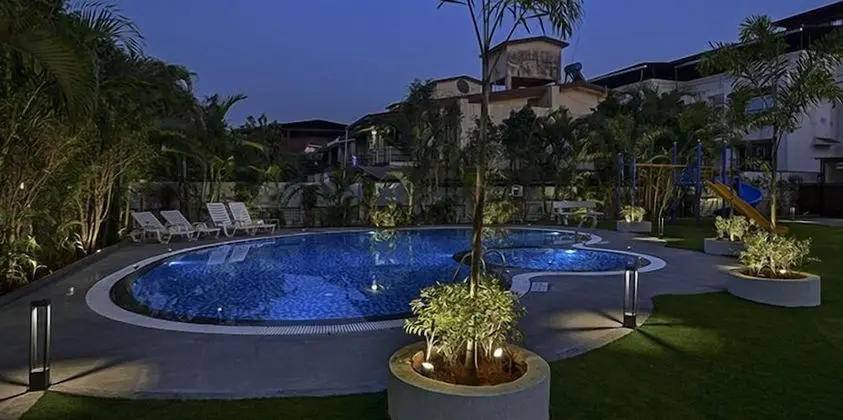 Meritas Adore Resort Lonavala - Havuz