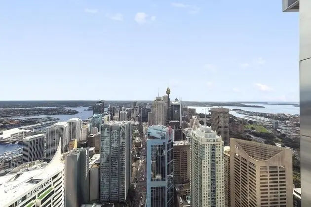 Meriton Serviced Apartments World Tower