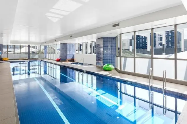 Meriton Suites Herschel Street, Brisbane - Havuz